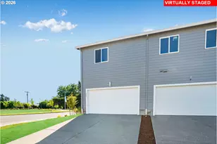 841 Sifuentez Ct, Woodburn, OR 97071 - Photo 2