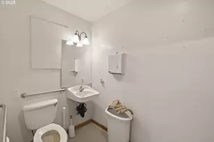 4015 SW 185th Ave, Beaverton, OR 97078 - Photo 14