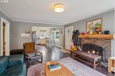 9917 NE Campaign St, Portland, OR 97220 - Photo 4