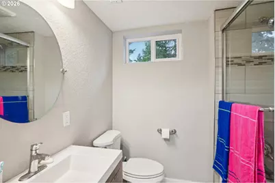 9917 NE Campaign St, Portland, OR 97220 - Photo 18