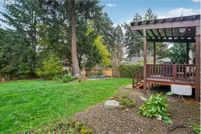 9917 NE Campaign St, Portland, OR 97220 - Photo 20