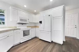 21730 Palisade Pl, Fairview, OR 97024 - Photo 10