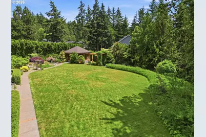 3915 N Shasta Loop, Eugene, OR 97405 - Photo 6