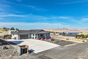 1275 Wright Rd, Arlington, OR 97812 - Photo 1