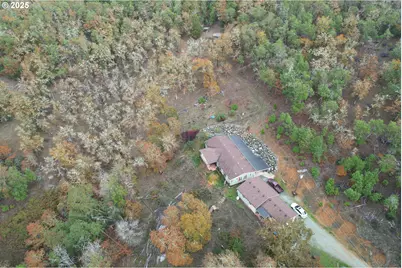 1320 Shoestring Rd, Riddle, OR 97469 - Photo 36