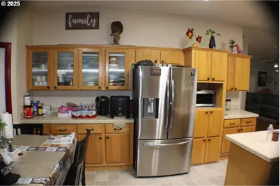 1320 Shoestring Rd, Riddle, OR 97469 - Photo 10