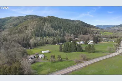 1187 Rice Creek Rd, Winston, OR 97496 - Photo 14