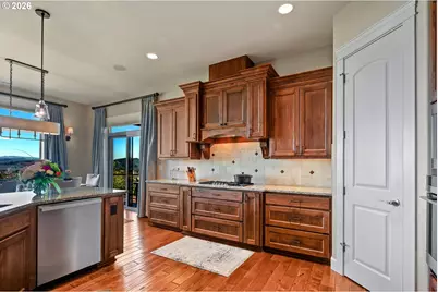 12481 SE Verlie St, Happy Valley, OR 97086 - Photo 10