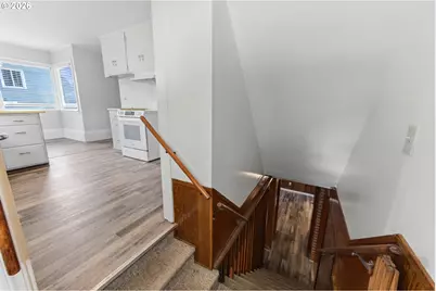 1313 Bayview St, North Bend, OR 97459 - Photo 22