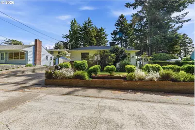 1313 Bayview St, North Bend, OR 97459 - Photo 1