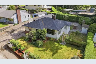 1313 Bayview St, North Bend, OR 97459 - Photo 4