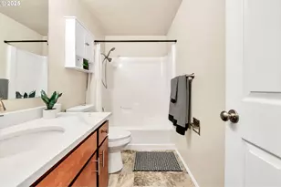 1474 Fetters Loop, Eugene, OR 97402 - Photo 32