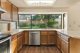 21216 SW Martinazzi Ave, Tualatin, OR 97062 - Photo 12