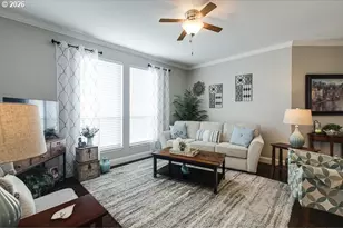 1000 S McKern Ct, Newberg, OR 97132 - Photo 4