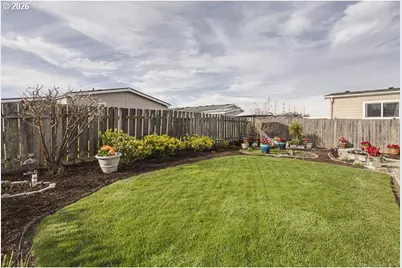 1000 S McKern Ct #68, Newberg, OR 97132 - Photo 26