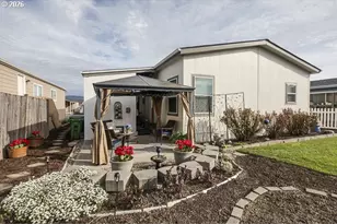 1000 S McKern Ct, Newberg, OR 97132 - Photo 22