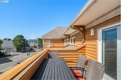123 S Hemlock St #203, Cannon Beach, OR 97110 - Photo 8
