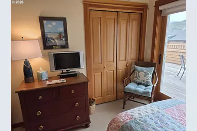 123 S Hemlock St #203, Cannon Beach, OR 97110 - Photo 28