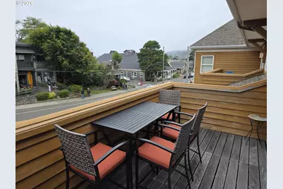 123 S Hemlock St #203, Cannon Beach, OR 97110 - Photo 10