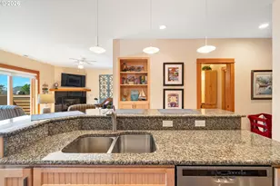 123 S Hemlock St, Cannon Beach, OR 97110 - Photo 12