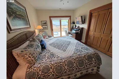 123 S Hemlock St #203, Cannon Beach, OR 97110 - Photo 24