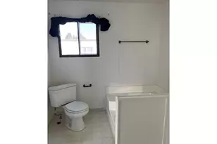 2901 E 2nd St, Newberg, OR 97132 - Photo 14