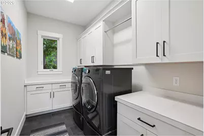 18965 Pilkington Rd, Lake Oswego, OR 97035 - Photo 22
