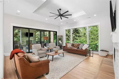 18965 Pilkington Rd, Lake Oswego, OR 97035 - Photo 8