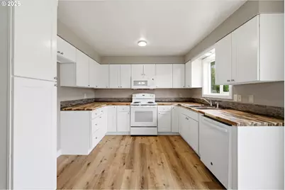 4710 12th Ave, Keizer, OR 97303 - Photo 6
