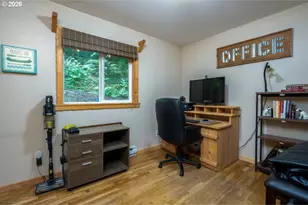 10256 Ridgeview Ter, Birkenfeld, OR 97016 - Photo 22