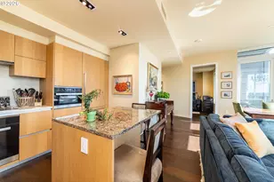 1075 NW Northrup St, Portland, OR 97209 - Photo 14