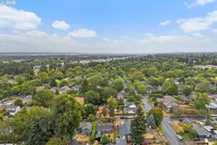9525 N Hodge Ave, Portland, OR 97203 - Photo 36
