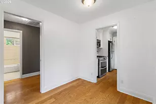 9525 N Hodge Ave, Portland, OR 97203 - Photo 8