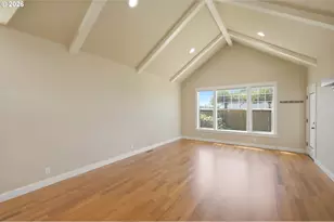 1232 Woodfield Dr, Eugene, OR 97401 - Photo 8