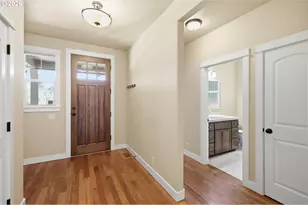 1232 Woodfield Dr, Eugene, OR 97401 - Photo 34