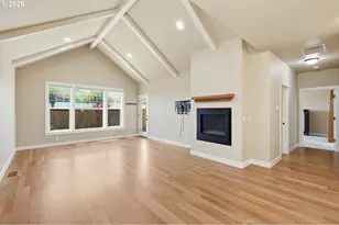 1232 Woodfield Dr, Eugene, OR 97401 - Photo 6