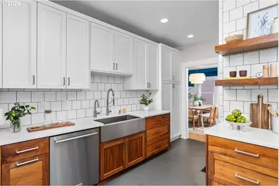 2958 NE 64th Ave, Portland, OR 97213 - Photo 10