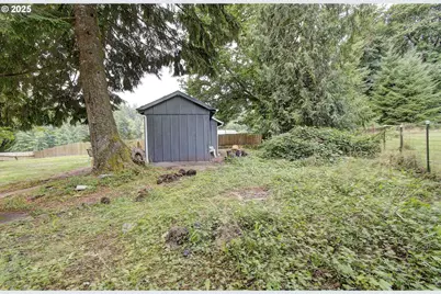 16790 Lewis River Rd, Cougar, WA 98616 - Photo 18