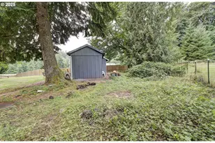 16790 Lewis River Rd, Cougar, WA 98616 - Photo 18