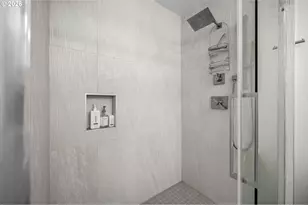 305 S Montgomery St, Portland, OR 97201 - Photo 24