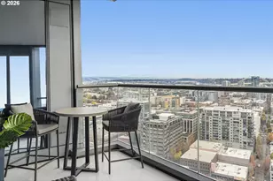 550 SW 10th Ave, Portland, OR 97205 - Photo 24