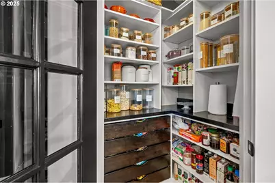 7849 SW Birch St, Portland, OR 97223 - Photo 16