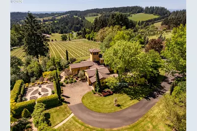 17001 NE Fairview Dr, Dundee, OR 97115 - Photo 1