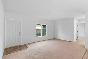 12904 SE Ramona St, Portland, OR 97236 - Photo 4