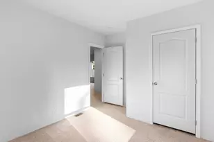 12904 SE Ramona St, Portland, OR 97236 - Photo 26