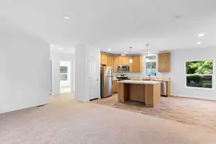 12904 SE Ramona St, Portland, OR 97236 - Photo 6