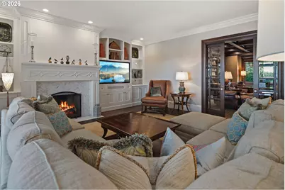 15599 Village Dr, Lake Oswego, OR 97034 - Photo 12