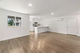 5915 NE 70th St, Vancouver, WA 98661 - Photo 6