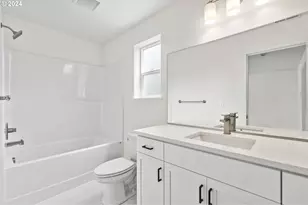 5915 NE 70th St, Vancouver, WA 98661 - Photo 22