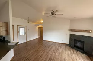 16691 Oakridge Pl, La Pine, OR 97739 - Photo 4